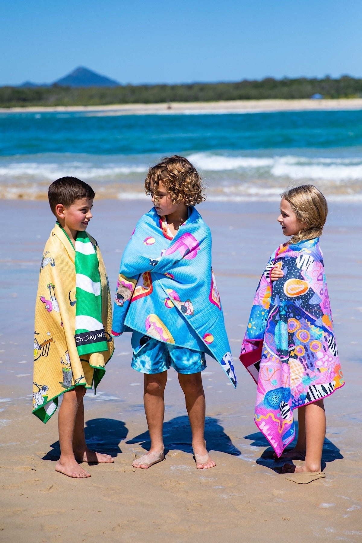 BAGLESS Kids Bin Chickens Beach Towel-Cheeky Winx