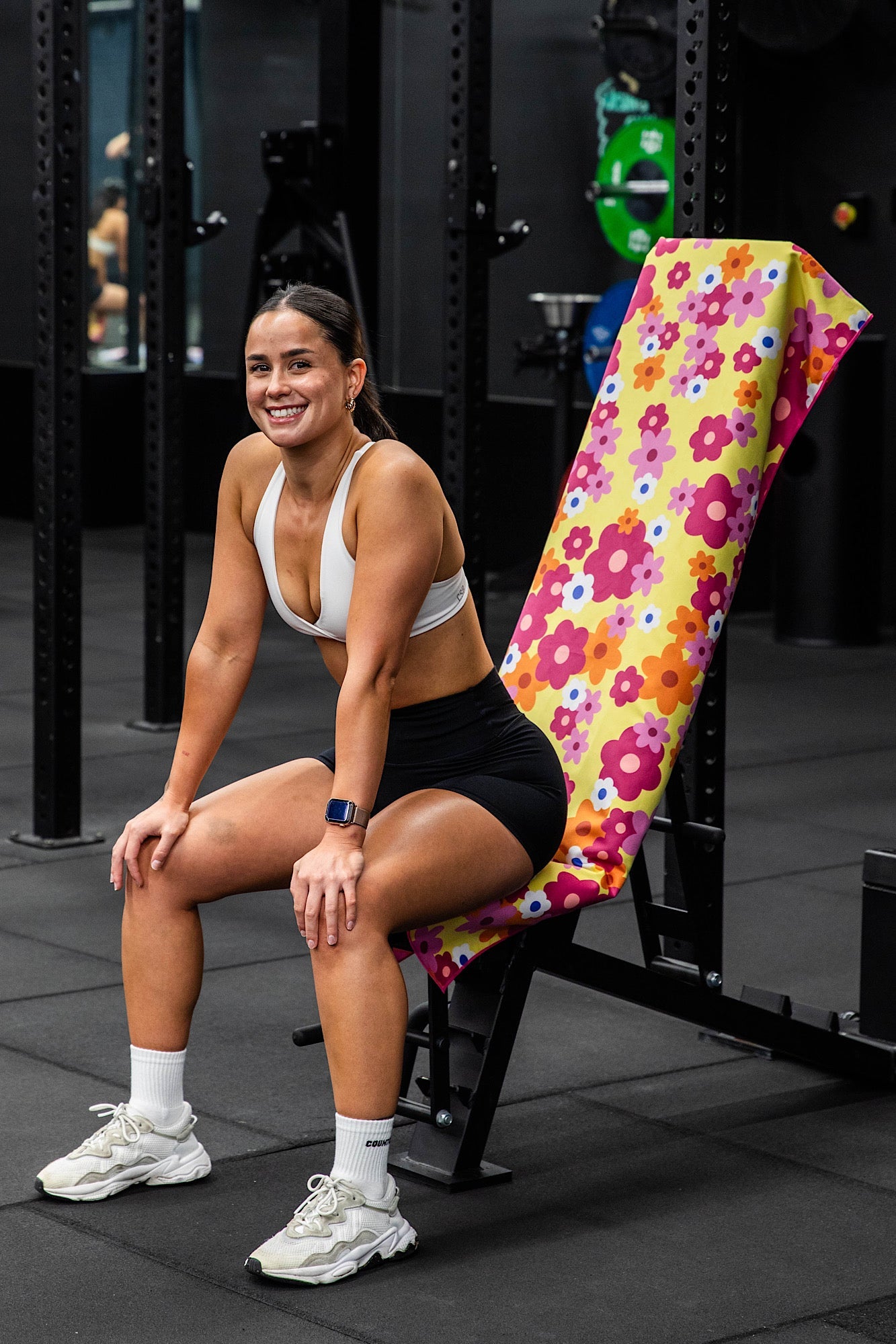 Hooded Daisy Fields Gym Towel-Cheeky Winx