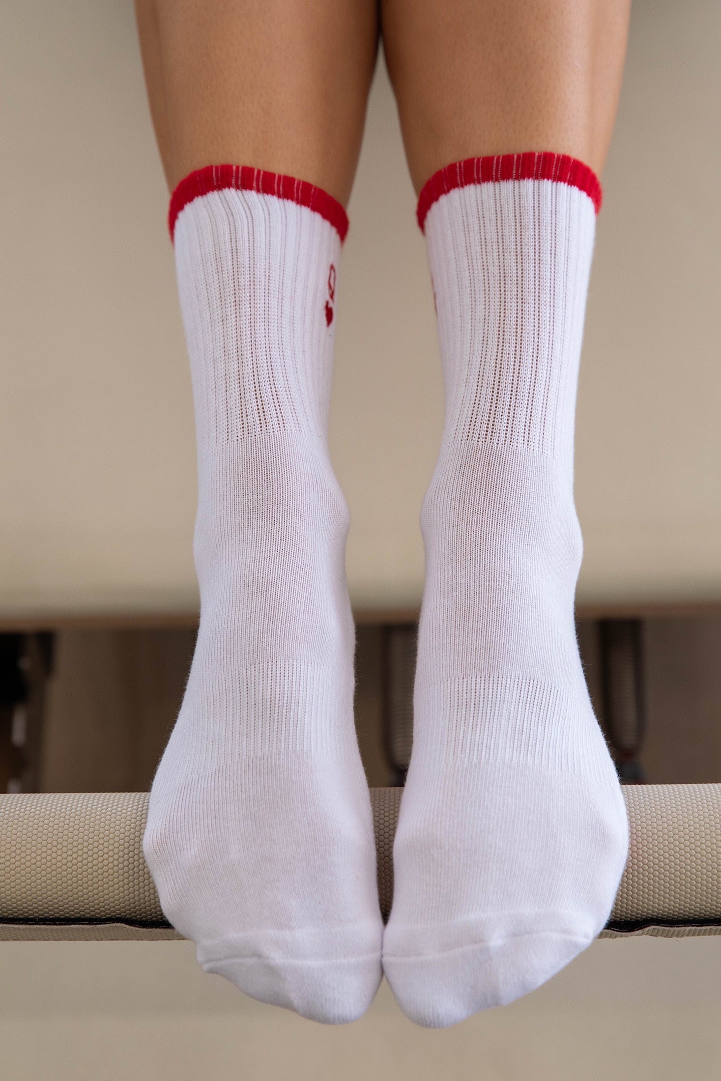 Queen Of Hearts Grip Socks-Cheeky Winx