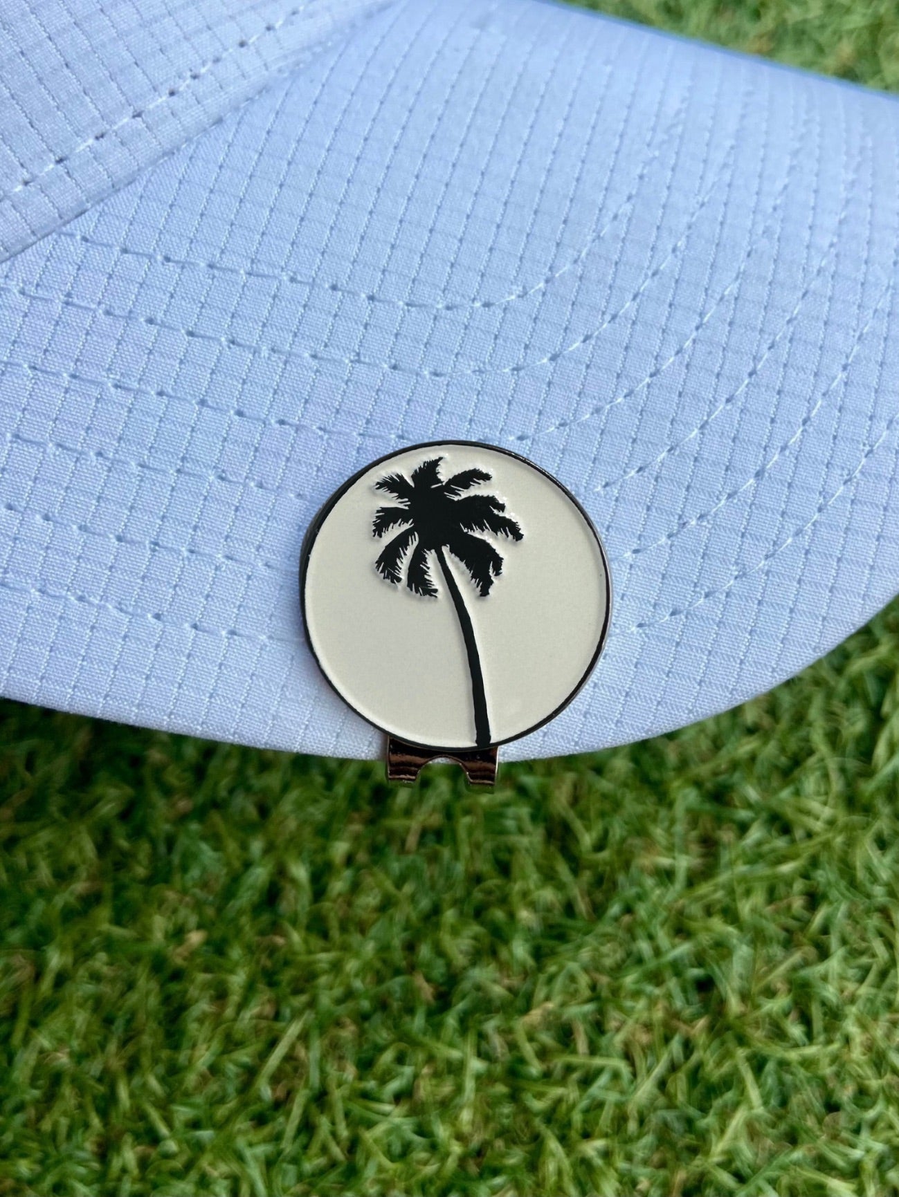 Palm Tree Golf Ball Marker - Cheeky Winx