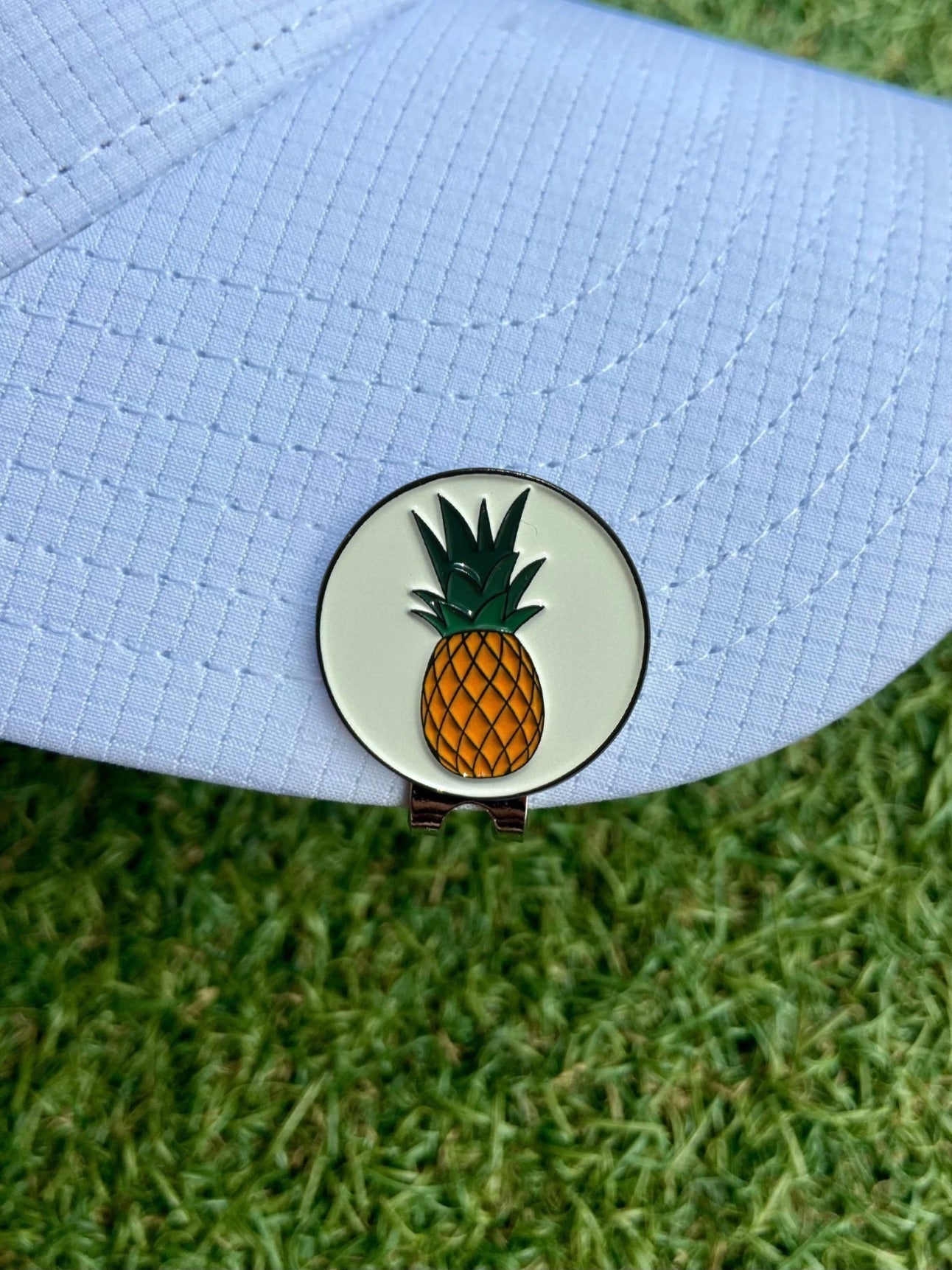 Pineapple Ball Marker - Cheeky Winx