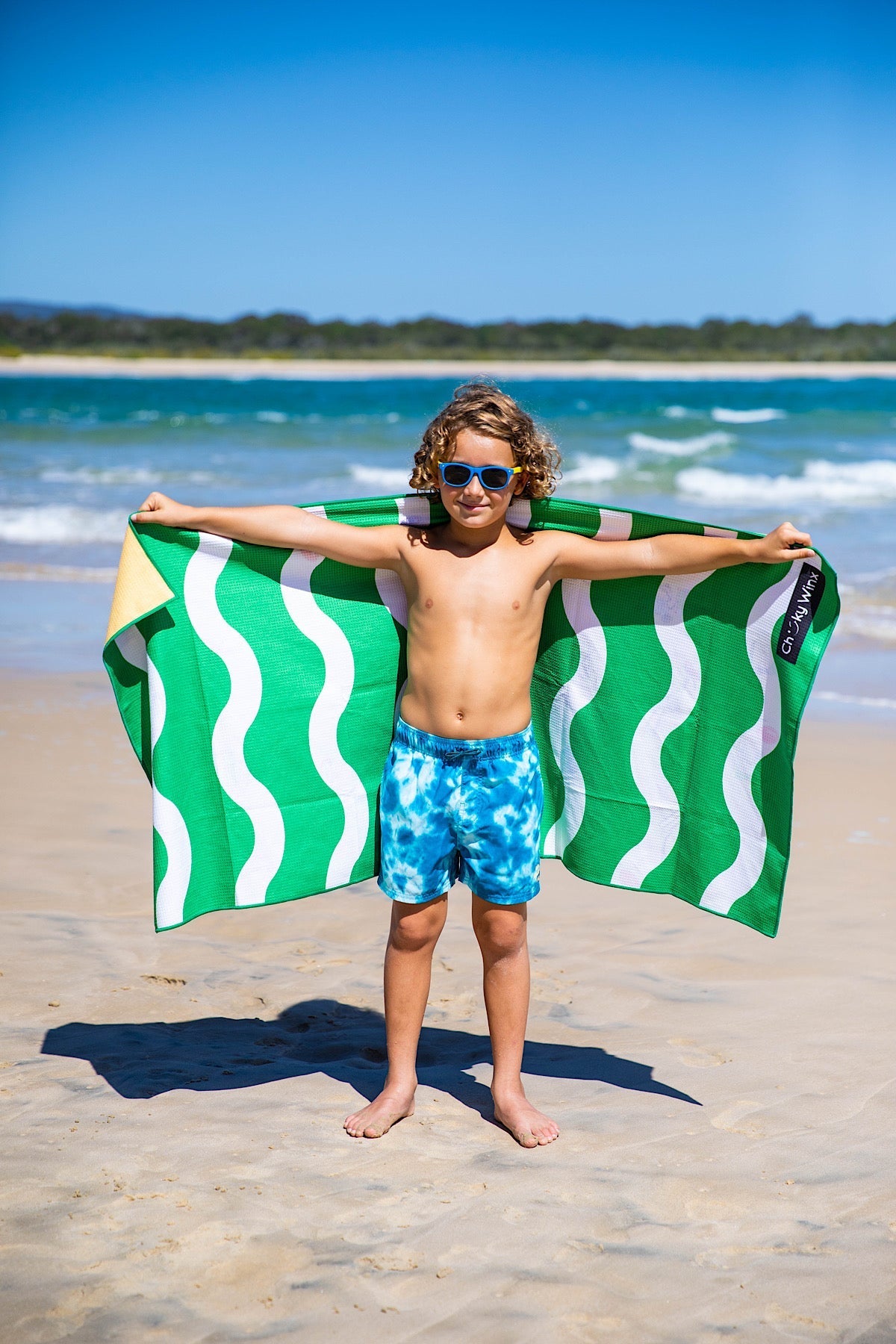 BAGLESS Kids Bin Chickens Beach Towel-Cheeky Winx