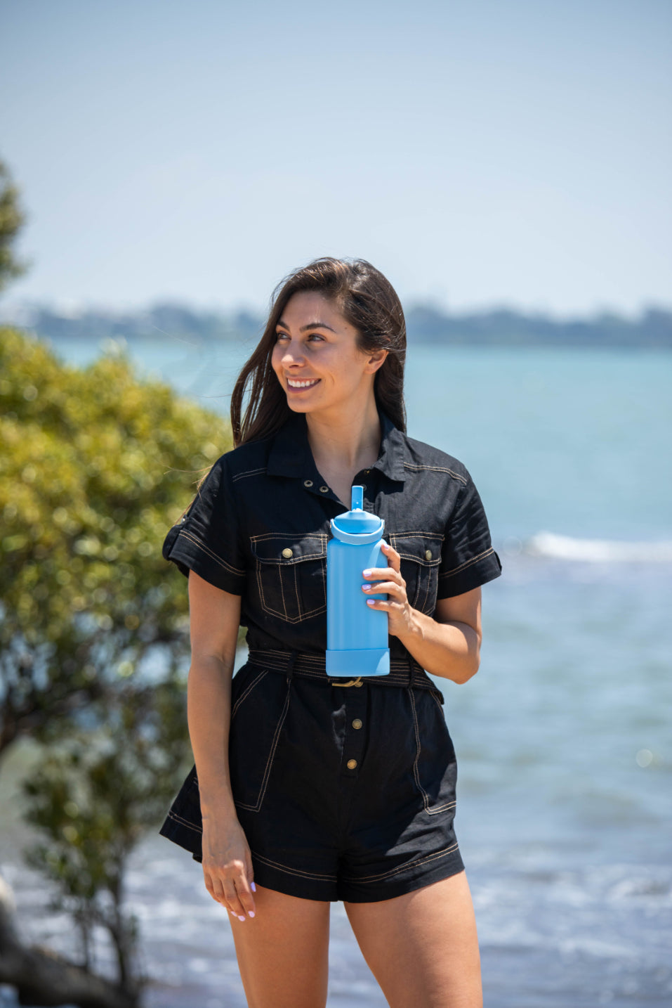 Blue Thermal Water Bottle 950ml + FREE silicone bumper-Cheeky Winx